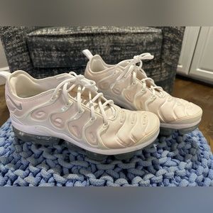 Nike VaporMax mens shoes